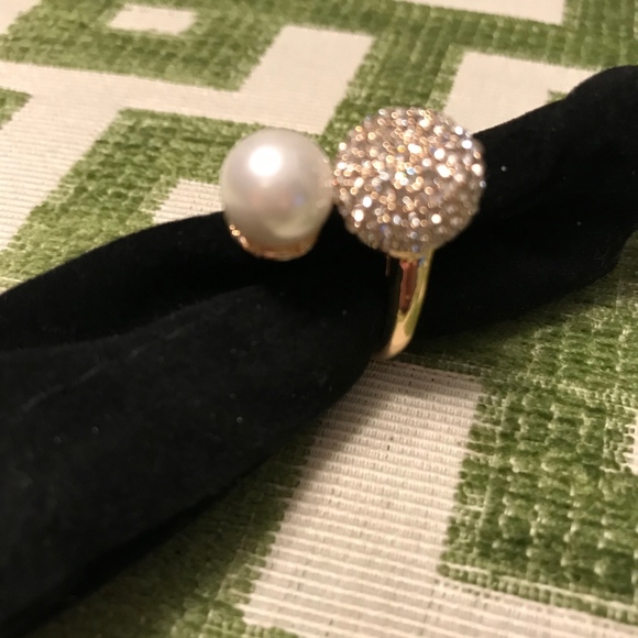 Crystal Pave and Pearl Ring - Picture 3 of 6